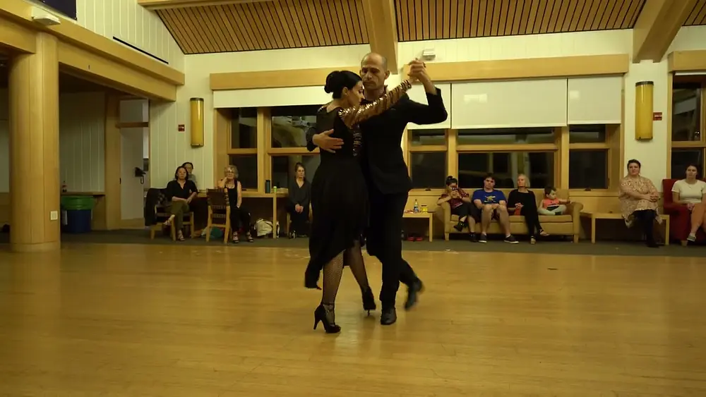 Video thumbnail for Guillermina Quiroga & Mariano Logiudice dancing to "Una fija" at Dartmouth Milonga.