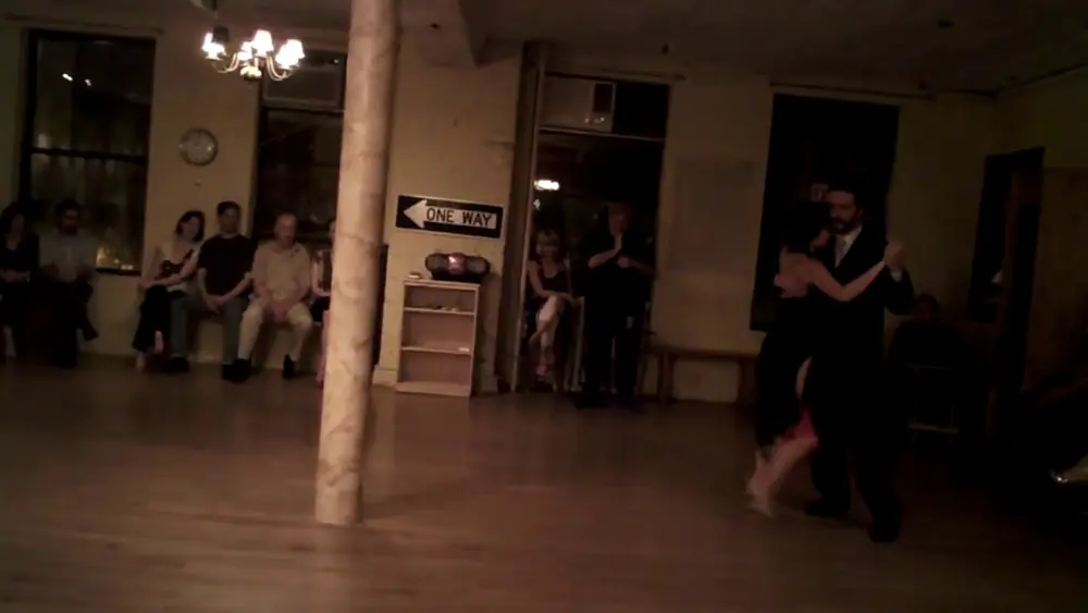 Video thumbnail for Maria Olivera & Gustavo Benzecry Saba: Argentine Tango - Milonga vieja milonga