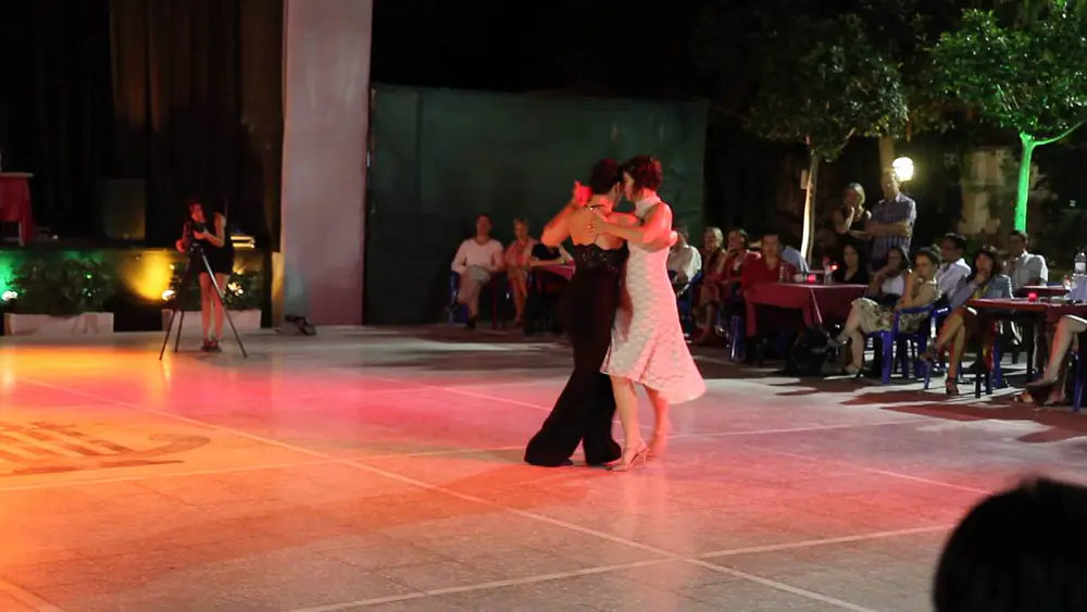 Video thumbnail for Sitges Tango Festival 2016 - Mariana Lopez Cattini y Irina Miro 1