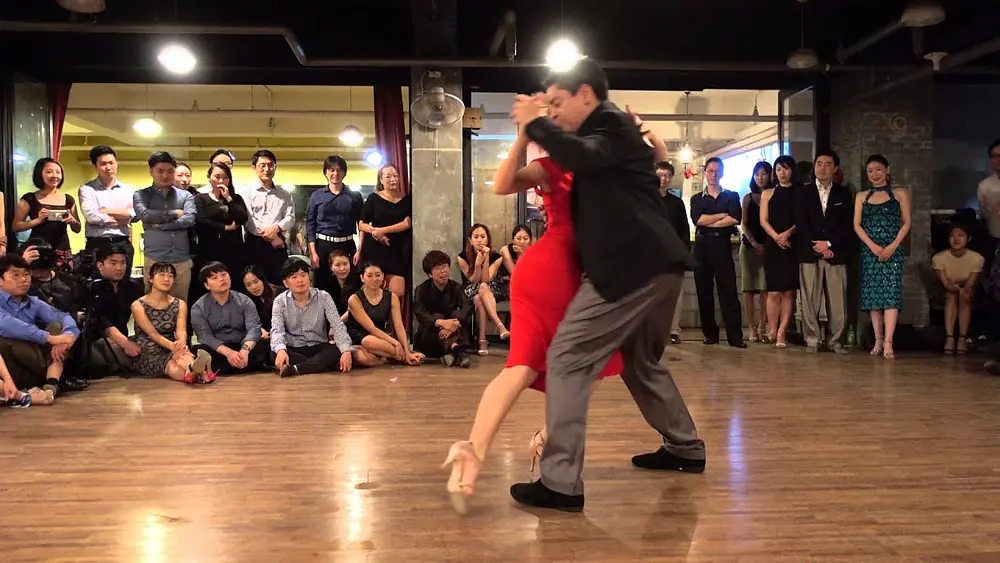 Video thumbnail for Tango Ensueño Carlitos Espinoza y Noelia Hurtado:Farewell Milonga #2