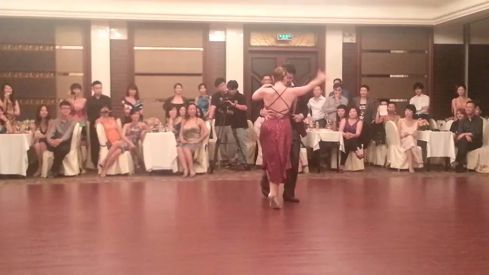Video thumbnail for Ariadna Naveira y Fernando Sanchez @Shanghai Tango Festival 2013