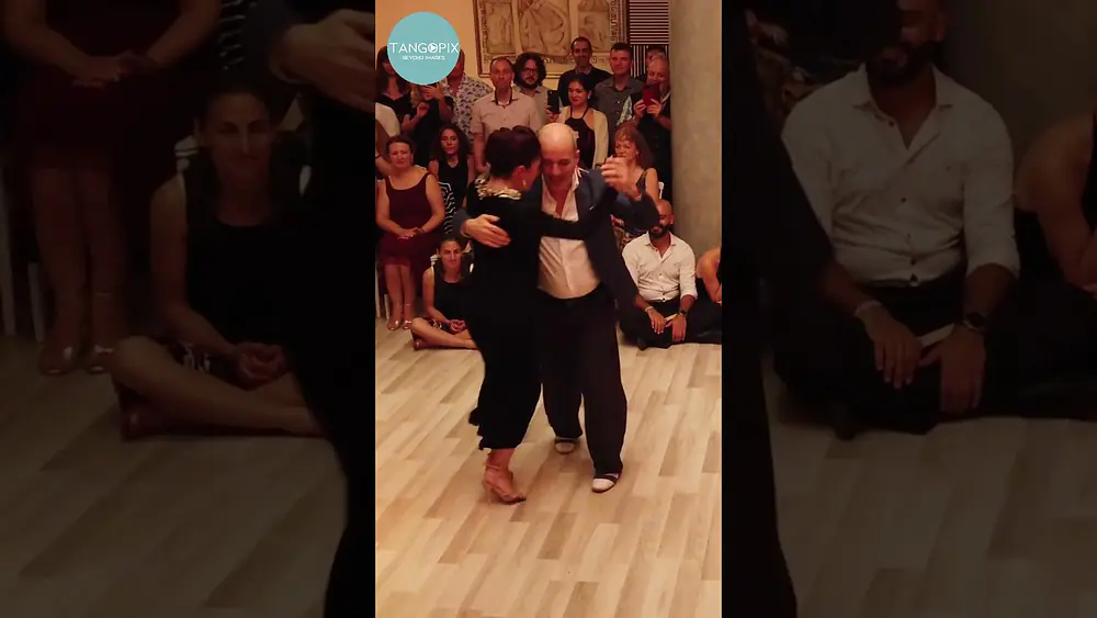 Video thumbnail for Vanesa Villalba & Horacio Pebete Godoy (first time ever) dance Francisco Canaro - De mis tiempos