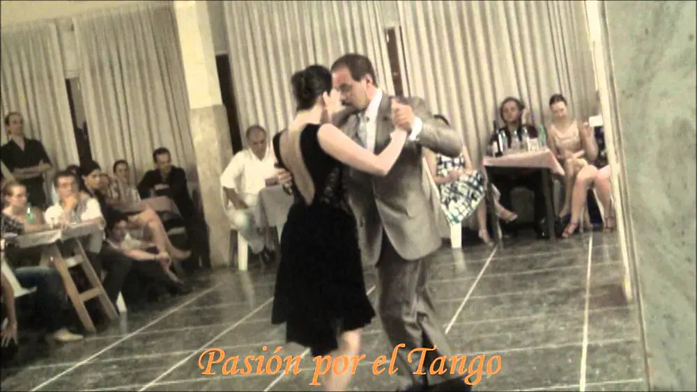 Video thumbnail for CRISTINA SOSA y DANIEL NACUCCHIO Bailando el Tango CORRIENTES y ESMERALDA en FLOREAL MILONGA