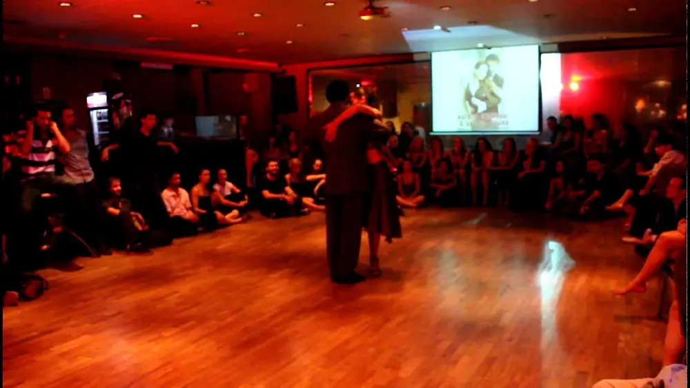 Video thumbnail for Andrés Molina & Natalia Cristobal  - El Yeite Tango Club - (01) Maleza