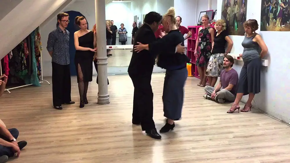 Video thumbnail for Tango Volcada. Ezequiel Gomez y Elvira Malishevskaya.