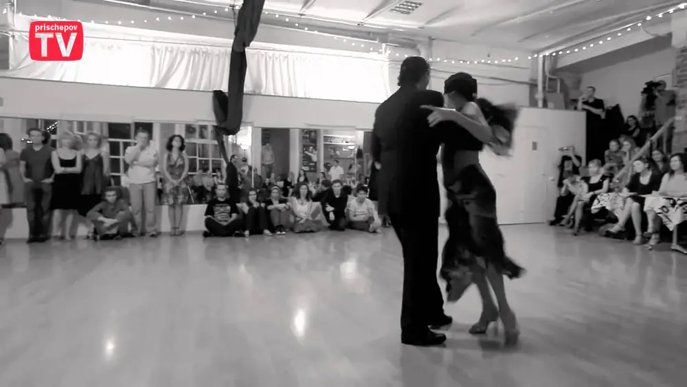 Video thumbnail for Milonga "El Tango de Plata", Omar Caceras and Vidala Barboza, Russia, Moscow, 25.09.2010  (2)