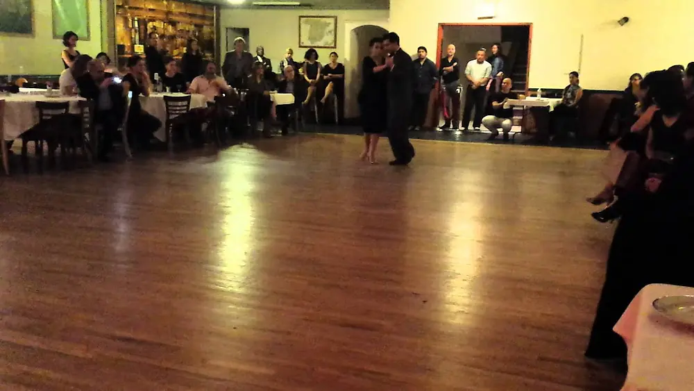 Video thumbnail for Argentine tango: Facundo de la Cruz & Paola Sanz - Milonga Brava