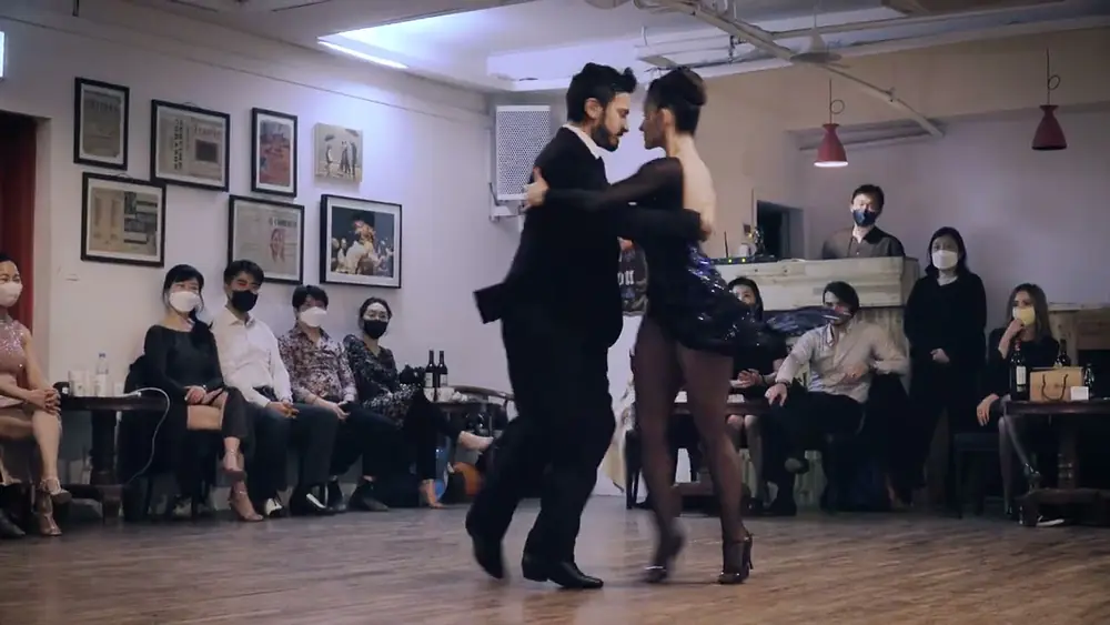 Video thumbnail for [ Tango ] 2022.03.18 - Gustavo Alvarez & Talia Gorla - Show No.1