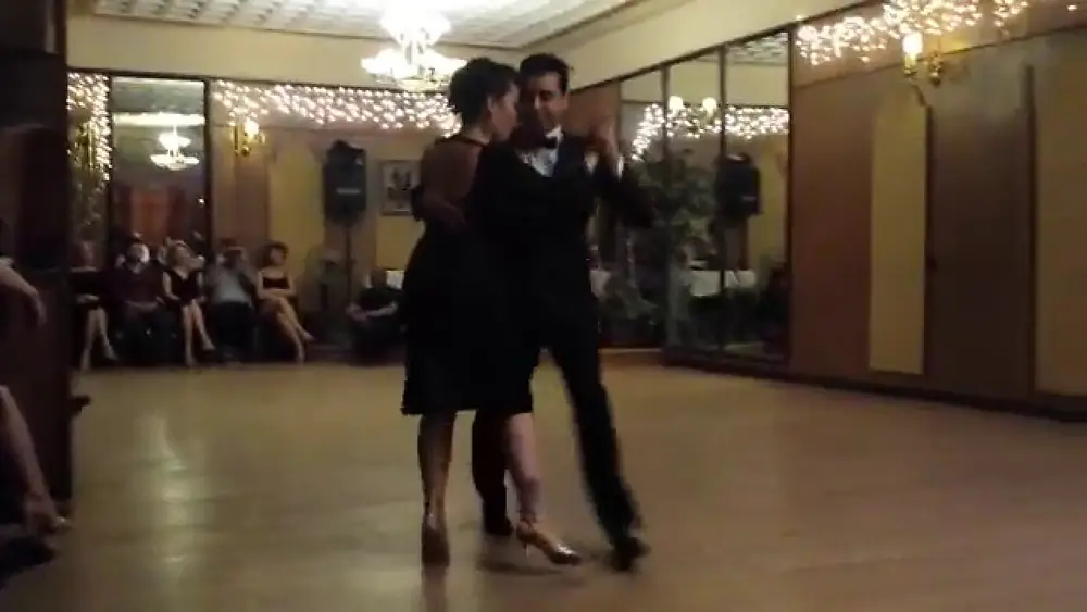Video thumbnail for Argentine tango: Facundo de la Cruz & Paola Sanz - La Espuela
