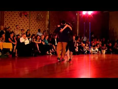 Video thumbnail for Mamiè Sancy y Felipe Zarzar bailan "Nada mas" - Festival del tango di Sanremo