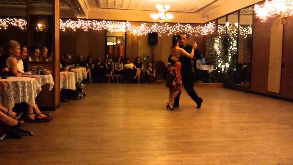 Video thumbnail for Argentine Tango: Guillermo Cerneaz & Marina Kenny - Sacale Punta