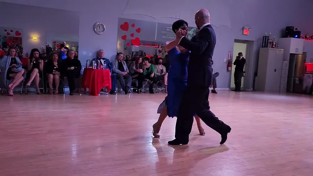 Video thumbnail for Argentine tango: Adriana Salgado & Orlando Reyes - Al Verla Pasar