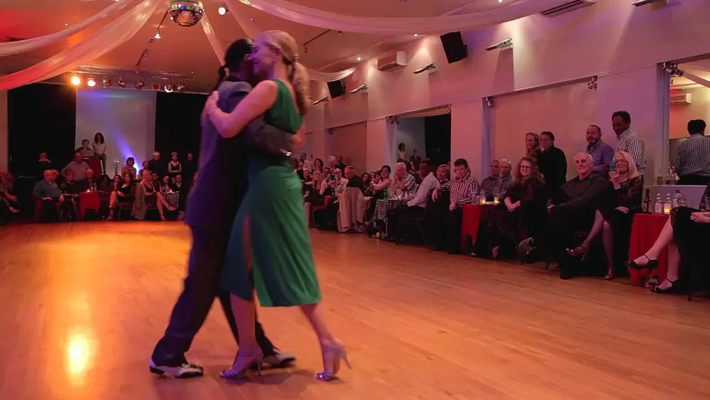 Video thumbnail for Pablo Nievas and Bridget Mayer dance at 'La Perla' Milonga