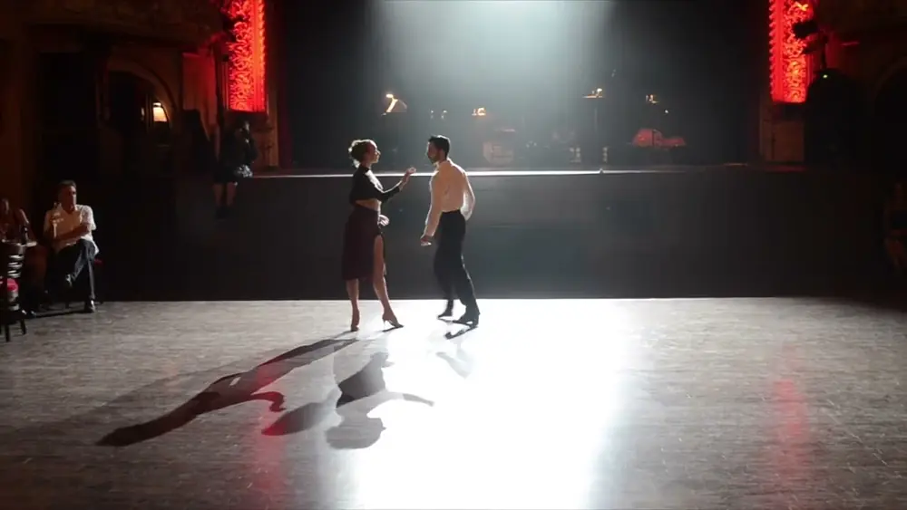 Video thumbnail for MILAGROS ROLANDELLI & LISANDRO EBERLE      FITM - Festival international de tango de Montréal