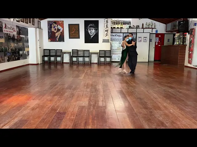 Video thumbnail for Juan Vargas y Paulina Mejía - Duelo Criollo, Di sarli