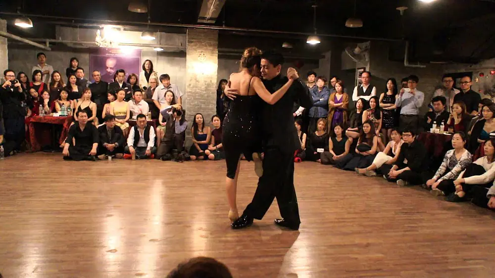 Video thumbnail for 2014 Tango Ensueño Carlos Espinoza & Noelia Hurtado Grand Milonga(15.Nov.2014):tango2