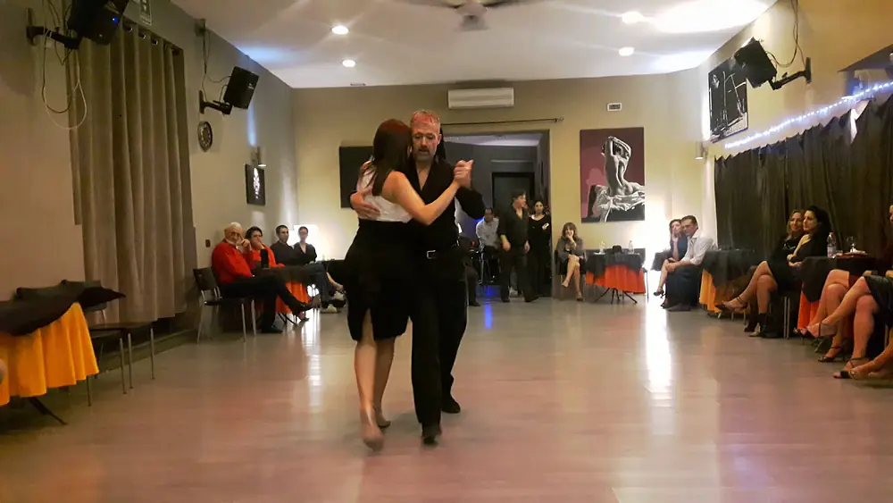 Video thumbnail for Esibizione di Paolo Cioffi e Valentina Giannini in  Milonga Del Recuerdo al Salon Baires