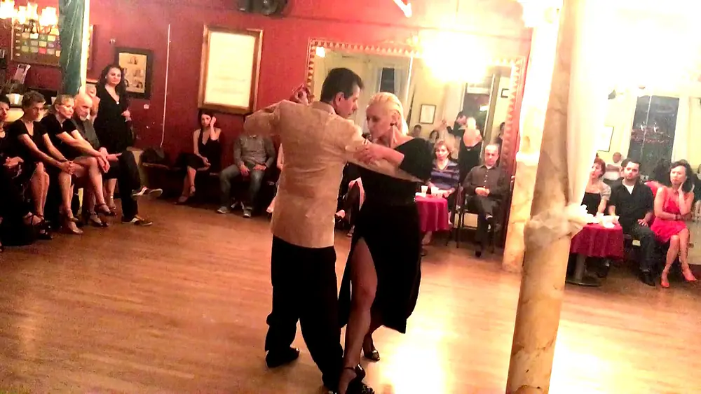 Video thumbnail for Eddy Hernandez & Tamara Bisceglia (29), performing at Domingo Tango Club, NYC (1/3)