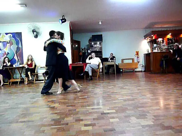 Video thumbnail for Gustavo Soto e Juliana Maggioli - Tango Baires 11-11-2011 - 1 de 4