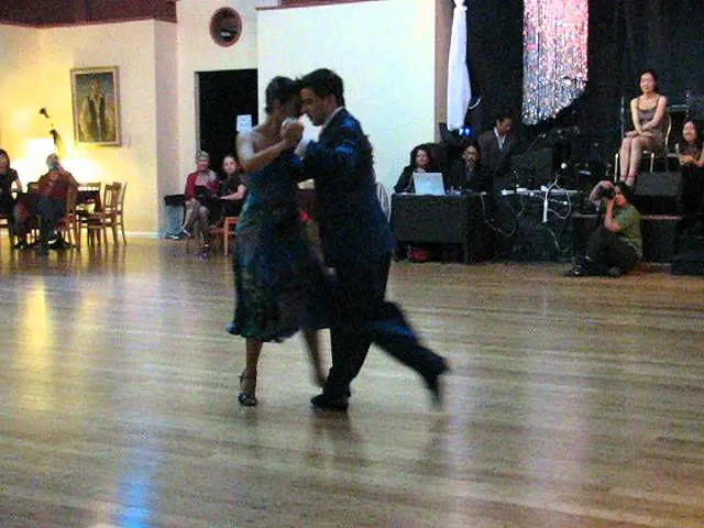 Video thumbnail for ROXANA SUÁREZ & SEBASTIÁN ACHÁVAL 2 of 4 (tango)