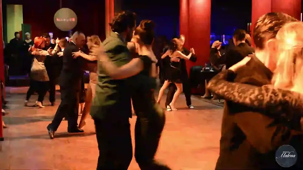 Video thumbnail for Bailarines que compartieron noches en imp. espectáculos, bailaron para Eduardo Arquimbau en Malena!!
