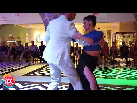 Video thumbnail for Carolina Gianinni y Mauro Caiazza dance Horacio Salgán - Un Momento