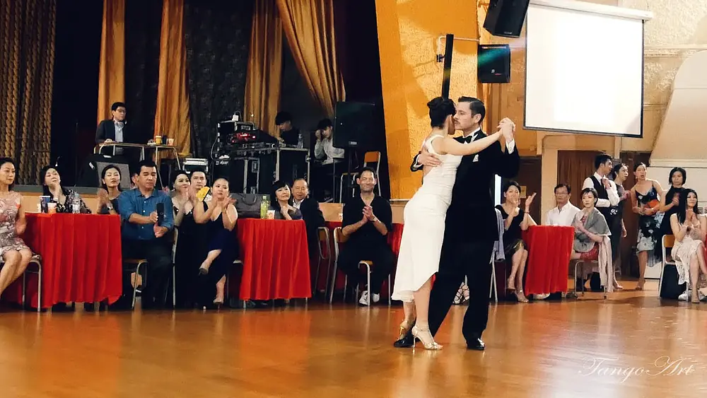 Video thumbnail for Yanina Quiñones y Neri Piliu, Festivalito de Tango en Hong Kong, 3 March 2018, 2-4