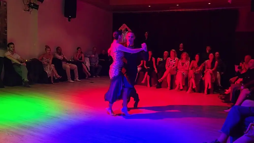 Video thumbnail for Argentine tango: Yesica Esquivel & Ariel Leguizamon - Don Juan Mondiola