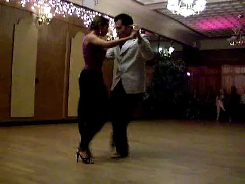 Video thumbnail for Diana Giraldo & Carlo Paredes Tango Performance 1