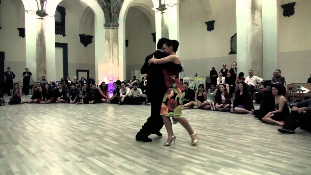 Video thumbnail for wonder tango embrace 2016 - claudio coppola & luciana muzio #3