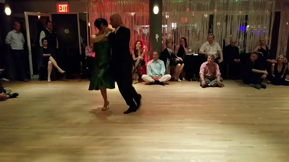 Video thumbnail for Argentine tango:Adriana Salgado & Orlando Reyes - Pata Ancha