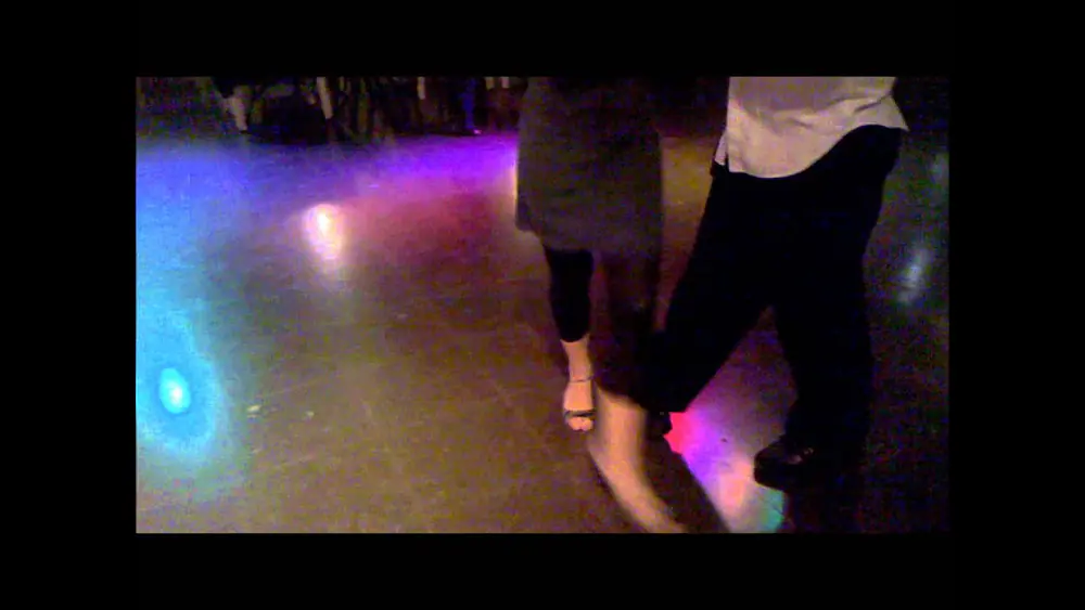 Video thumbnail for Daniela Roig y Hernán Prieto, Clase de tango en La Viruta
