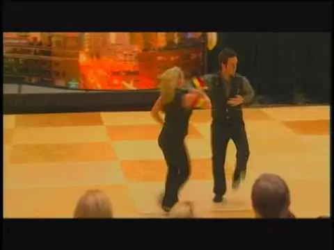 Video thumbnail for Jordan Frisbee & Tatiana Mollmann - 2009 New Classic Dance Routine