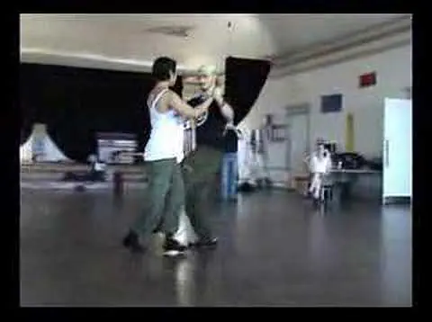 Video thumbnail for Homer % Cristina Ladas demo a sacadas combo Tango Joven 2007