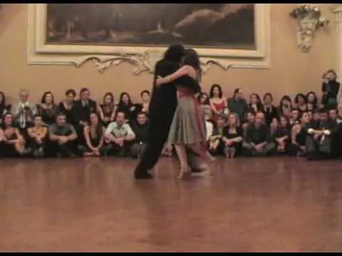 Video thumbnail for Federico Naveira y Ines Muzzopappa - Milonga - Tango [R]evolution 2009