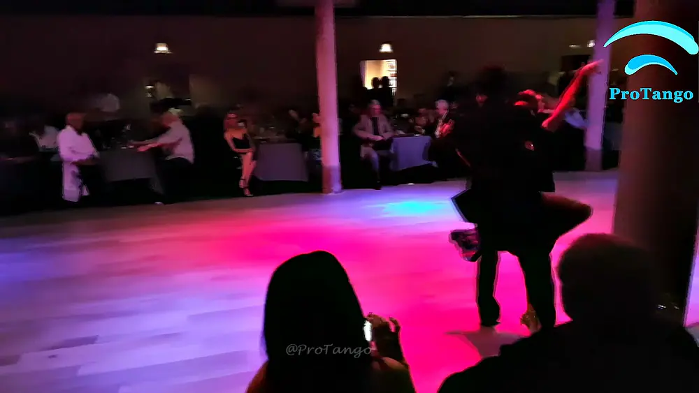 Video thumbnail for Fantástico baile de tango, Leandro Oliver, Laila Resk, Milonga Yira Yira, tango Buenos Aires