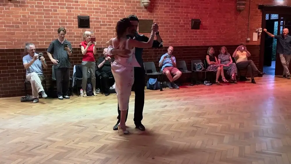 Video thumbnail for Alexandra Wood & Guillermo Torrens demonstration after classes at Reading Tango Club