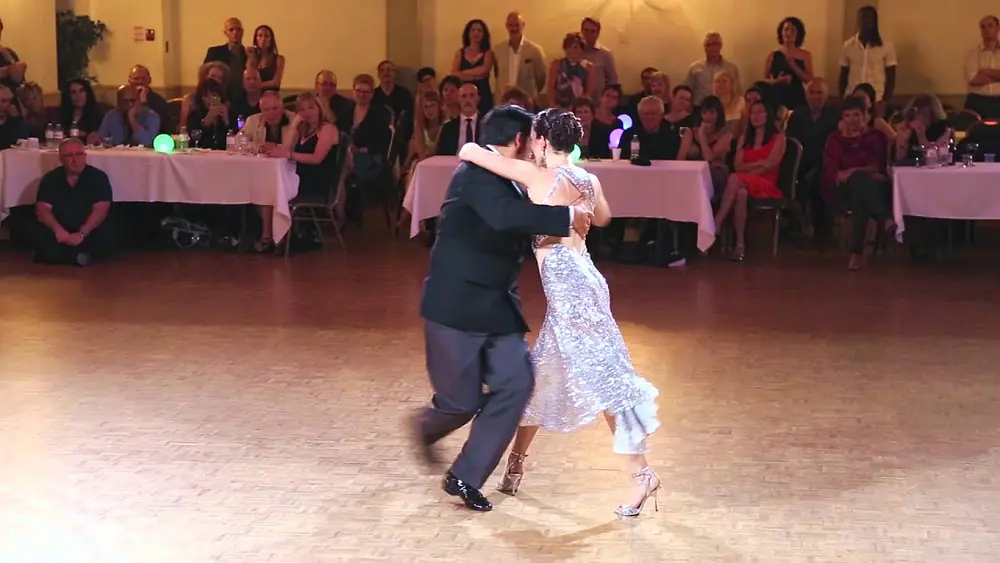 Video thumbnail for Mario Consiglieri & Anabella Diaz-Hojman (1) - Toronto Tango Festival 2015