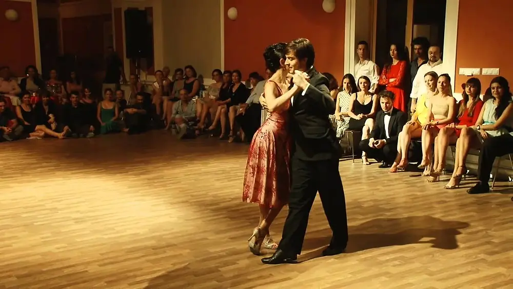 Video thumbnail for Dominic Bridge y Cecilia Piccinni - Tango Cazino 2014 - 1/4