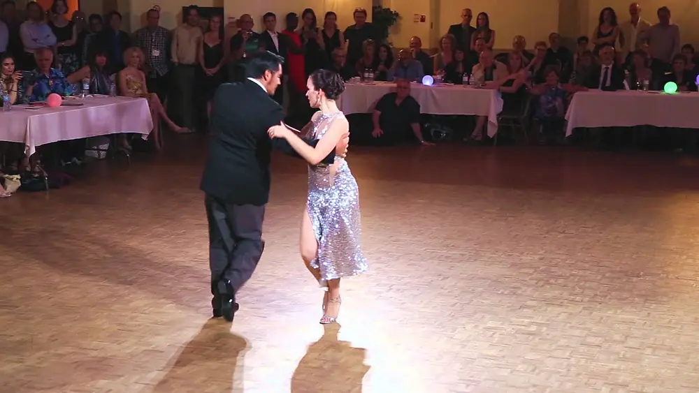 Video thumbnail for Mario Consiglieri & Anabella Diaz-Hojman (3) - Toronto Tango Festival 2015