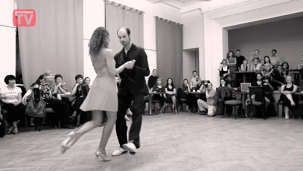 Video thumbnail for Juan Capriotti & Graciana Romeo, White Tango Festival 2010, Russia, Moscow (3)