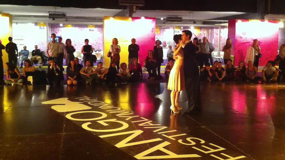 Video thumbnail for Inés Muzzopappa y Dante Sánchez en el Festival Mundial de Tango 2012 con MILONGA10