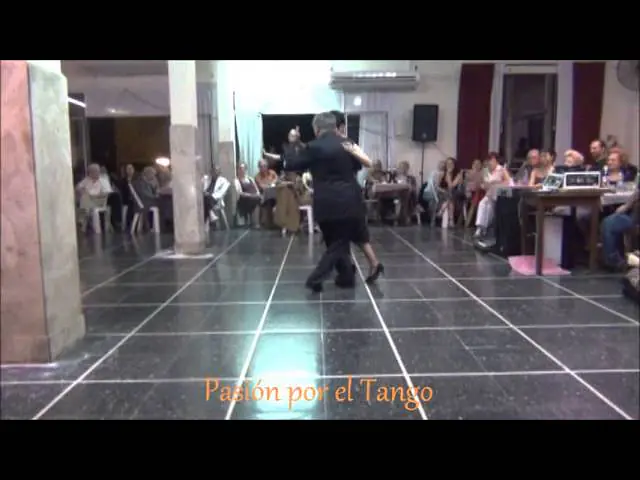 Video thumbnail for TERESITA y OSCAR HECTOR Bailando el Tango EL PUNTAZO en FLOREAL MILONGA