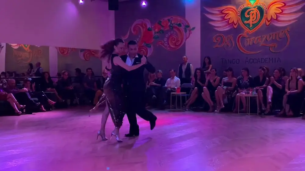 Video thumbnail for Mariana Casagrnade & Daniel Oviedo 2/4 - 2 Corazones Tango Accademia Rimini 15/11/2019