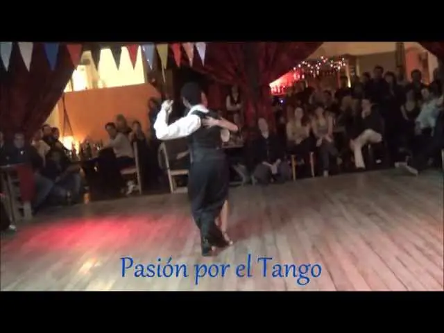 Video thumbnail for VERONICA VAZQUEZ y ALEJANDRO BERON Bailando la Milonga LA MULATEADA en GNC La Practica de Tango