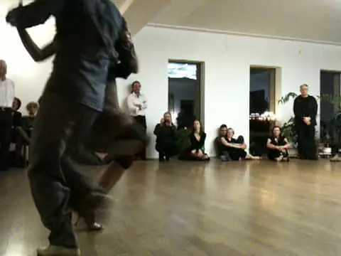 Video thumbnail for www.tango-on-tour.net bei Maria Mondino und Ismael Ludman