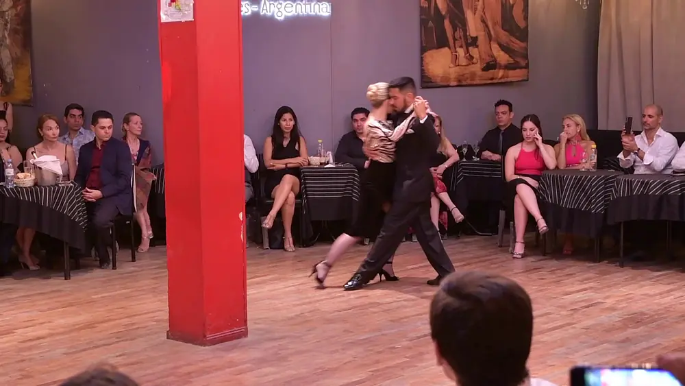 Video thumbnail for Carla Rossi y Jose Luis Salvo con Carlos Rossi en Porteño y Bailarín-  Mi Tango triste