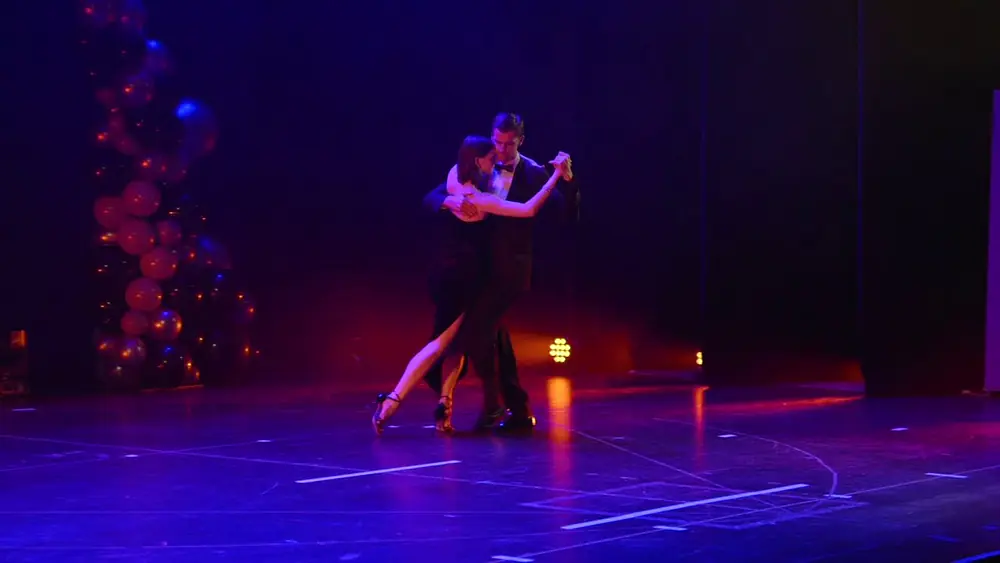 Video thumbnail for Maude Andrey Ballet | Tango