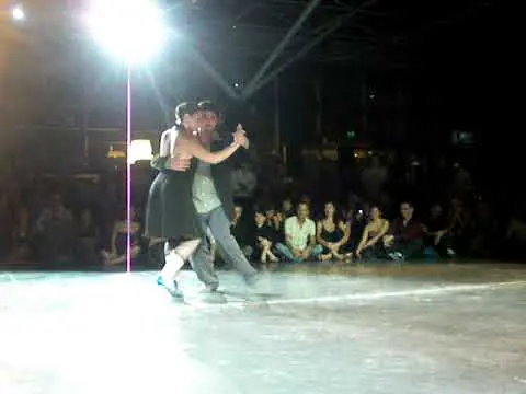 Video thumbnail for Fernando Sanchez & Ariadna Naveira en Istanbul Tango Ritual 2009