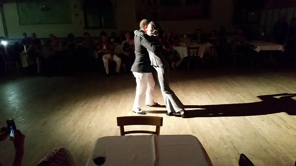 Video thumbnail for Argentine tango: Carla Marano & Octavio Fernandez - Recién